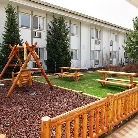 White Buffalo Hotel Вест-Йеллоустоун Екстер'єр фото